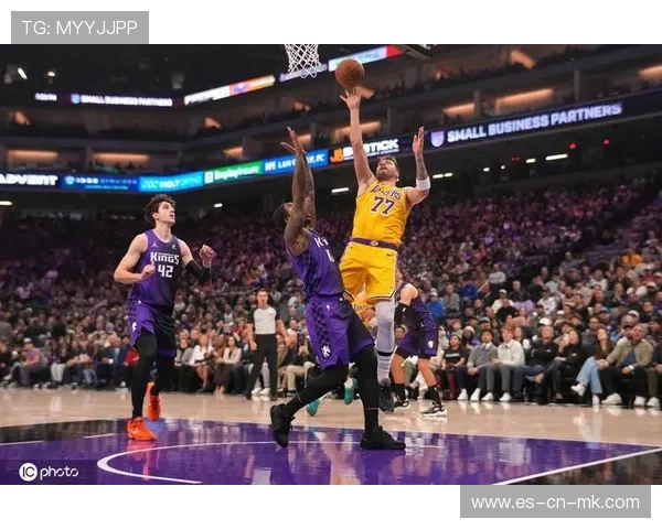 湖人队在季后赛争夺途中稳扎稳打，湖人队在季后赛争夺途中稳扎稳打的是谁